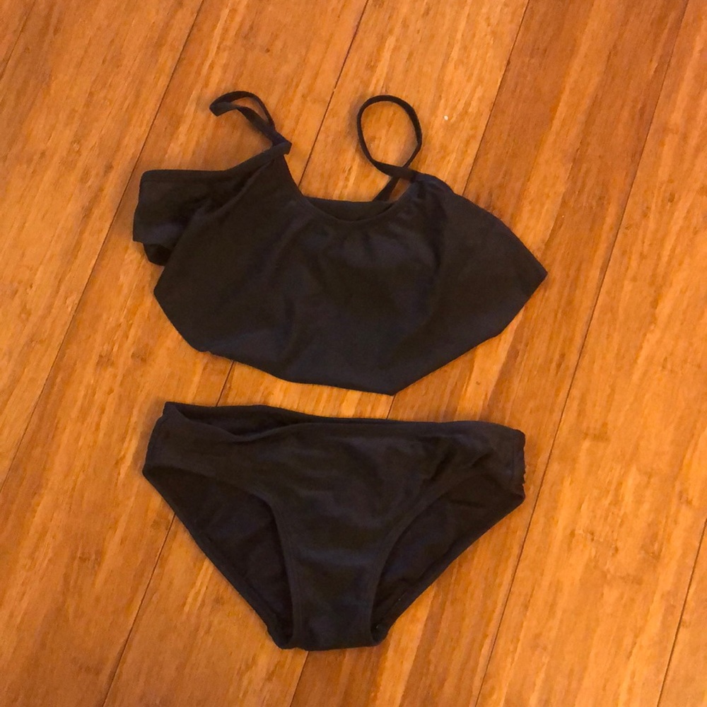 Old Navy Girls Bikini with Flutter.